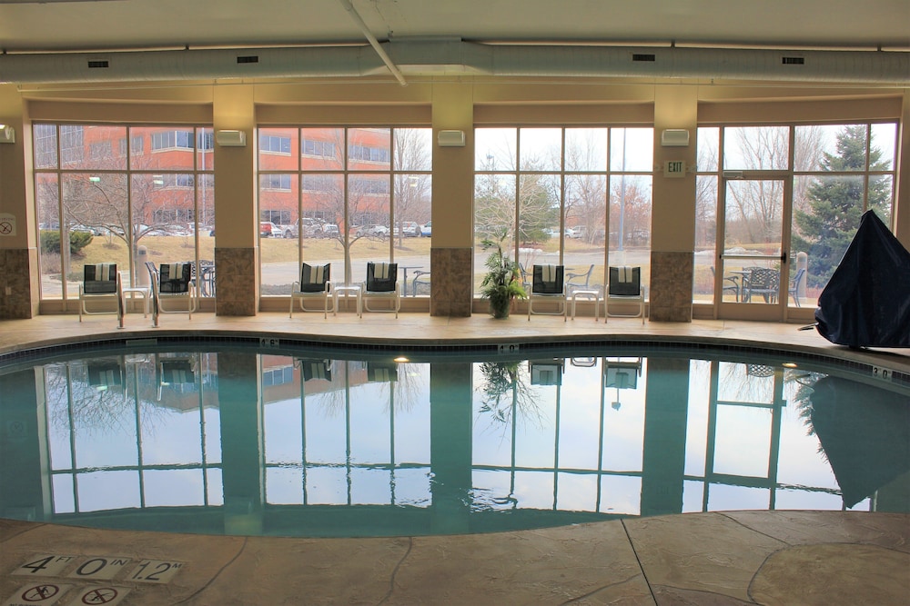 Holiday Inn Madison at The American Center by IHG - photo 30