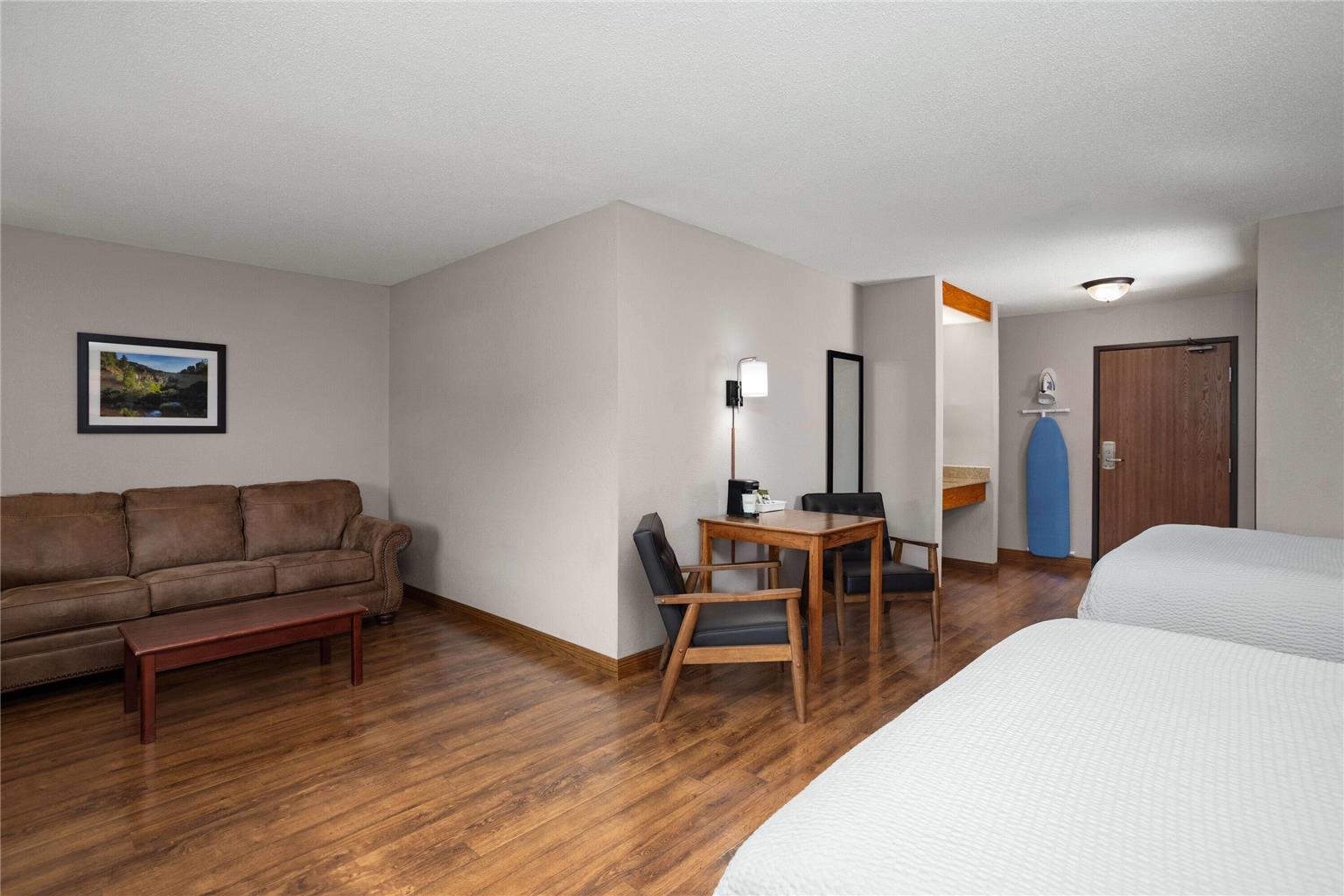 Days Inn by Wyndham Spearfish - photo 26
