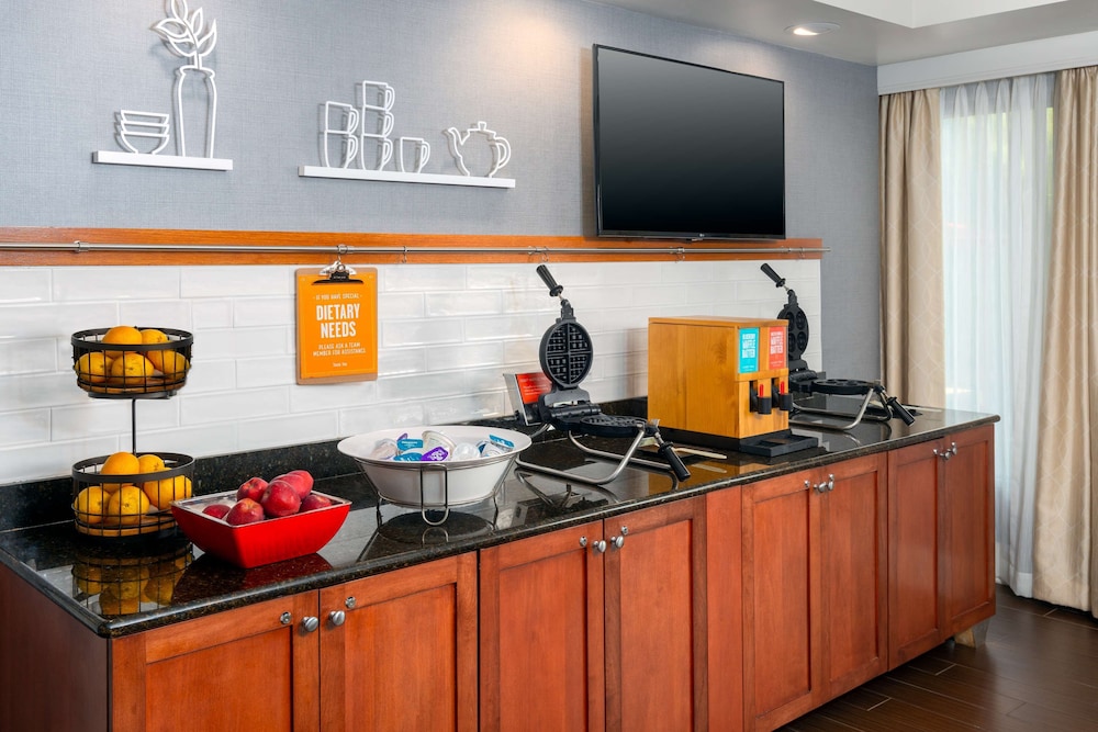 Hampton Inn Bonita Springs Naples North - photo 29