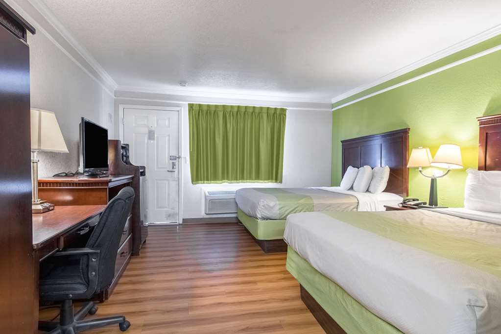 Motel 6 Kingsburg CA - photo 16