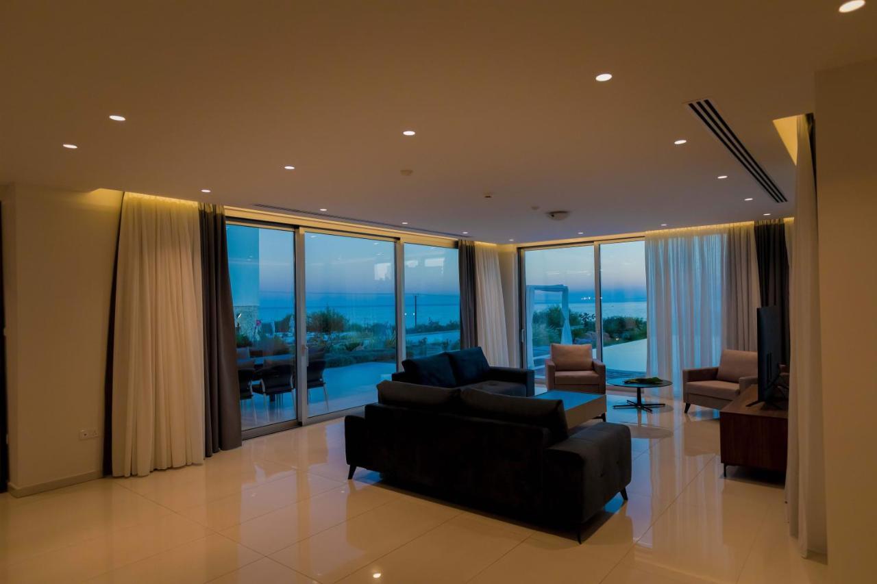 Love Bridge Seaview Villas