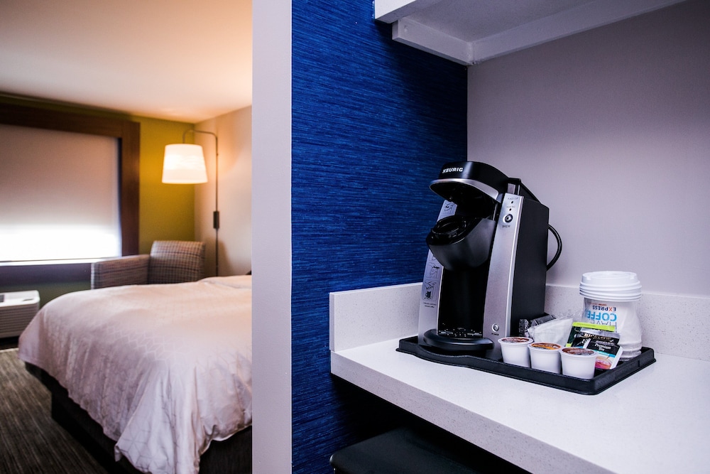 Holiday Inn Express & Suites Rehoboth Beach by IHG - photo 22