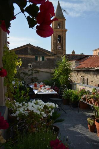La Terrazza di Vico Olivi B&B — 4-Star Luxury Hotel in Ventimiglia, Italy