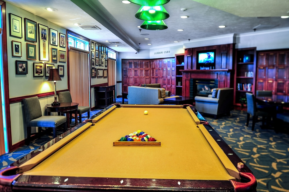 Hilton Vacation Club Varsity Club South Bend IN - photo 41