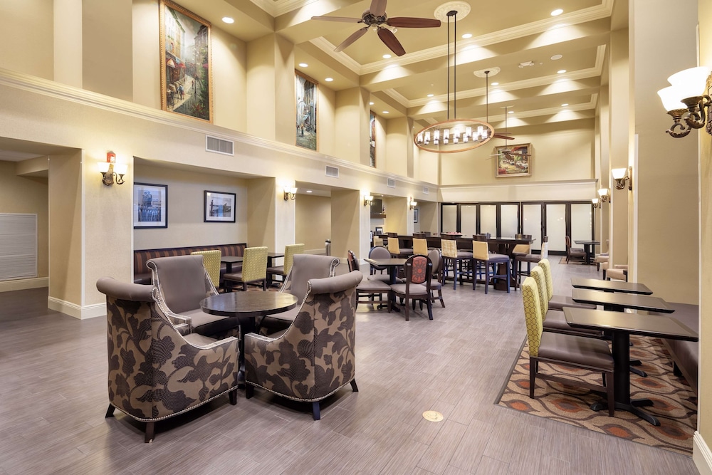 Hampton Inn & Suites Baton Rouge I 10 East - photo 42