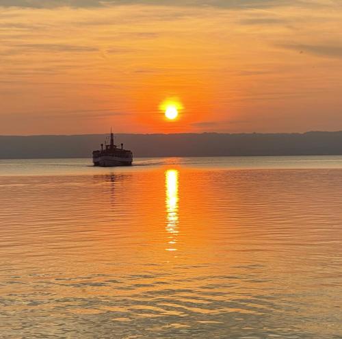 Panoramahaus am Ammersee I Sauna I Wellness I Kamin — hotel in Herrsching Am Ammersee