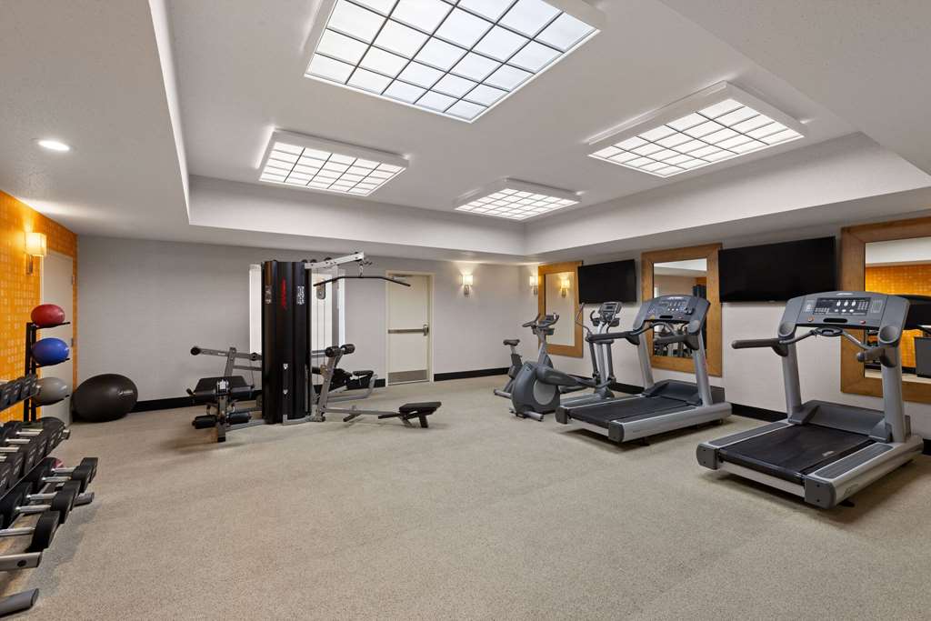 La Quinta Inn and Suites by Wyndham at WaTiki Waterpark - photo 18