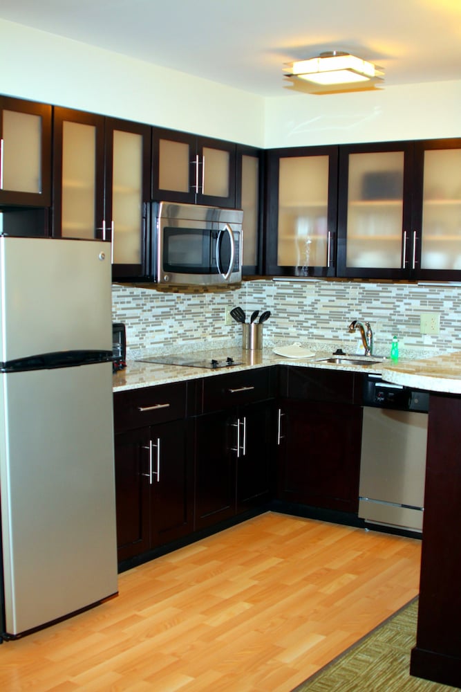 Staybridge Suites Liverpool Syracuse by IHG - photo 20