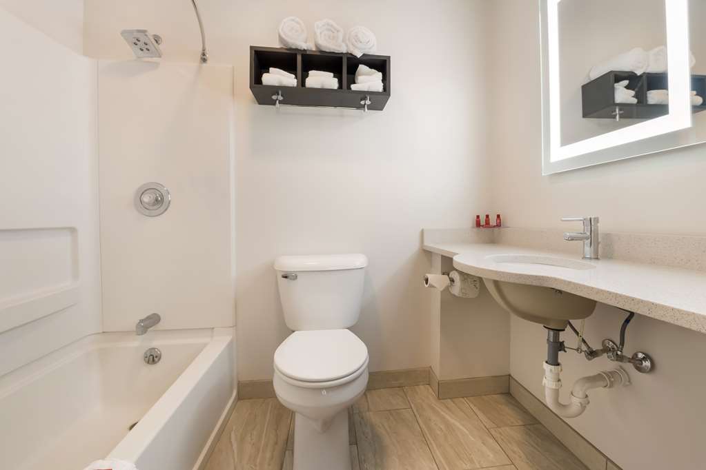 SureStay Hotel by Best Western Thomson - photo 27