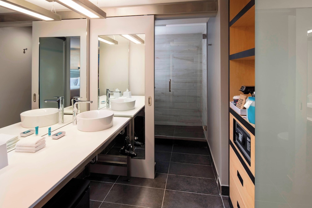 Aloft Coral Gables - photo 26