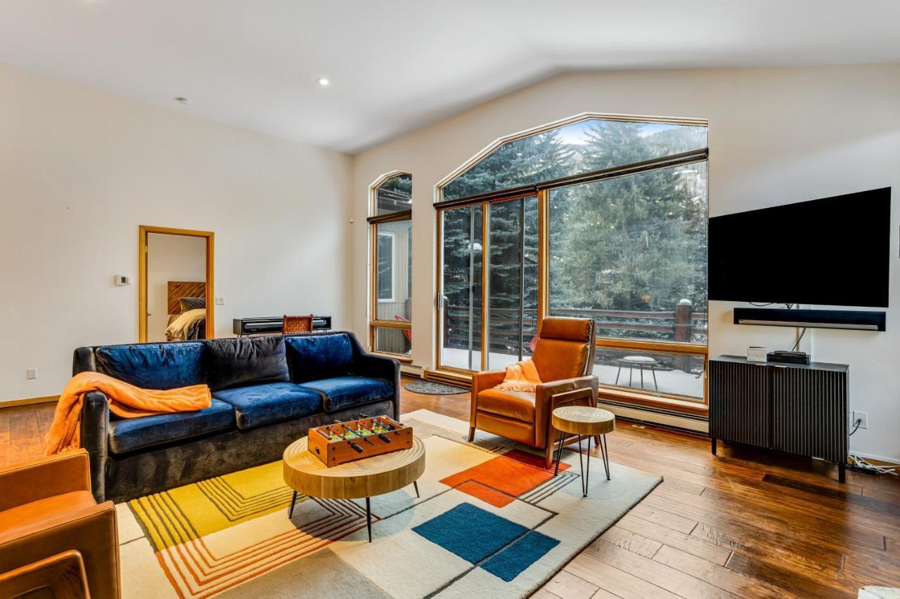 Snowy Peak Sanctuary in Vail, United States