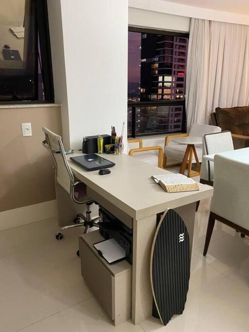 Apartamento No Centro Com Vista Mar E Cristo Luz