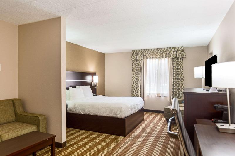 Pocono Inn & Banquet Stroudsburg - photo 44