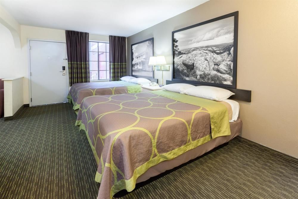 Super 8 By Wyndham Tulsa Downtown East - photo 9