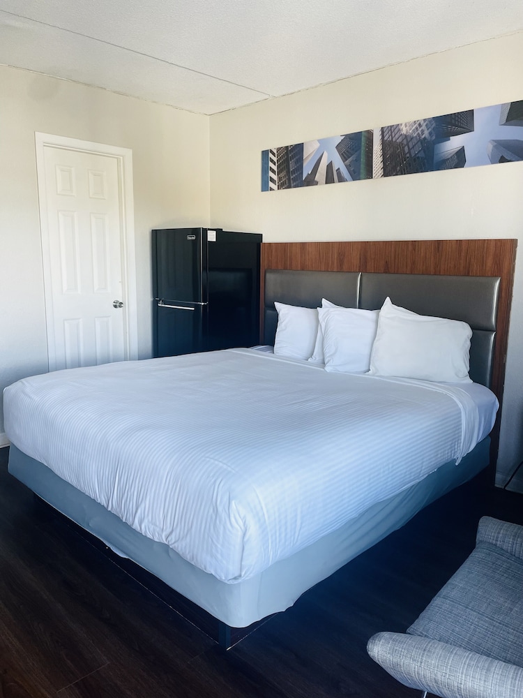Mystic Sea Resort - carbon neutral hotel in Myrtle Beach