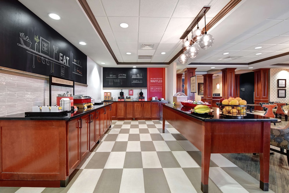 Hampton Inn Easley - photo 44