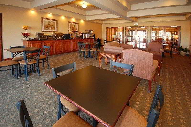 Franklin Inn & Suites - photo 21