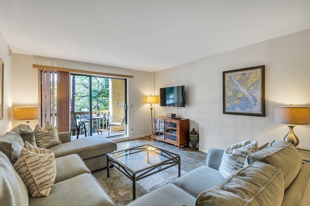 911 Cutter Court at Sea Pines Resort - featured photo