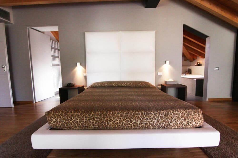 Ex L - carbon neutral hotel in Fiume Veneto