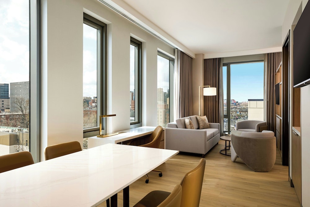 The Westin Flushing LaGuardia Airport - photo 14