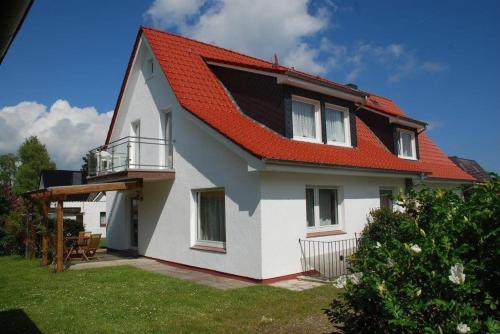 HAF OGa Gästehaus Starke Haffkrug — 4-Star Luxury Hotel in Scharbeutz, Germany