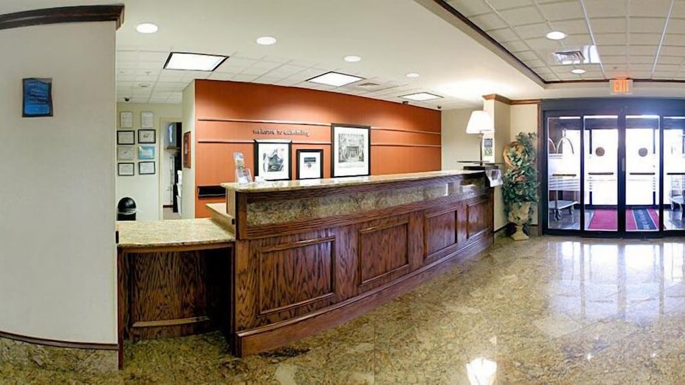 Hampton Inn Cumming - photo 4