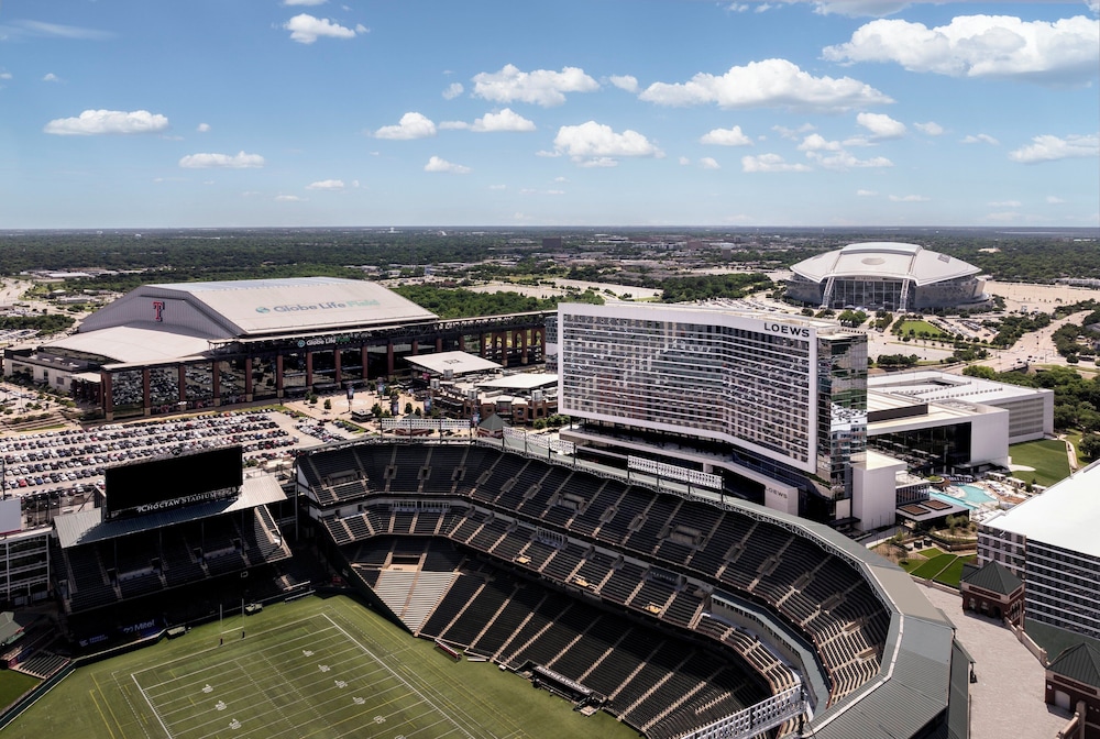 Loews Arlington - photo 42