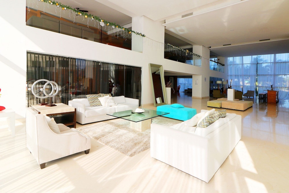 Torre Peninsula - carbon neutral hotel in Mazatlan
