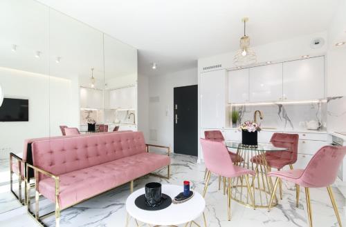 Apartamenty HashtagWilda_Apartament Złoty — 4-Star Luxury Hotel in Poznan, Poland