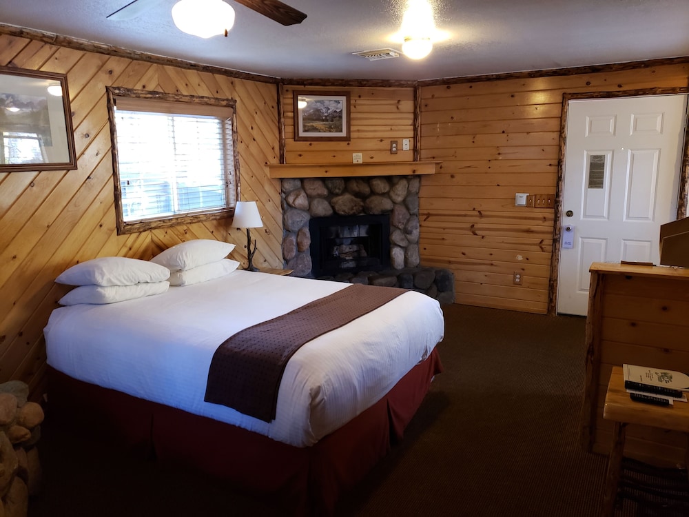 Big Bear Frontier - photo 8