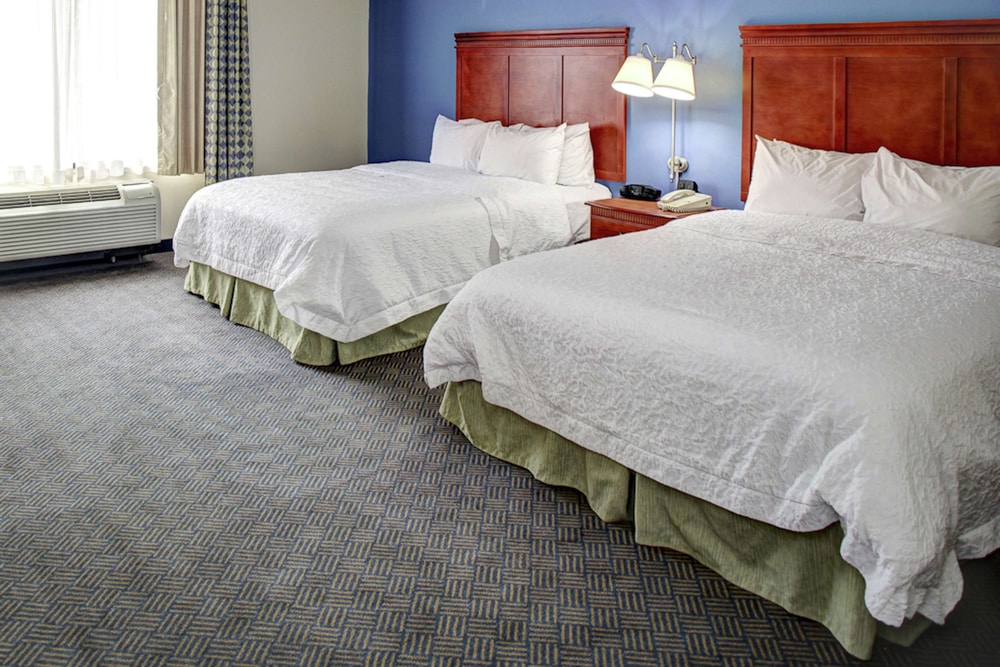Hampton Inn Coldwater - photo 8