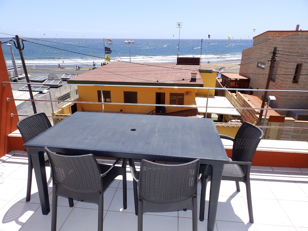 Apartamentos Medano Duplex Sea Views — 4-Star Luxury Hotel in Granadilla De Abona, Spain