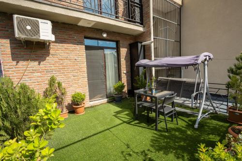 Brand New Apartment with Terrace