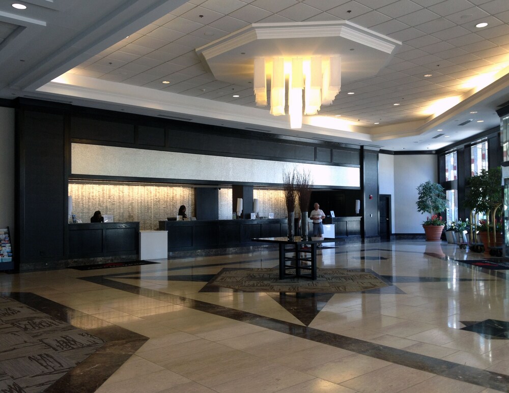 Buffalo Grand Hotel - photo 4
