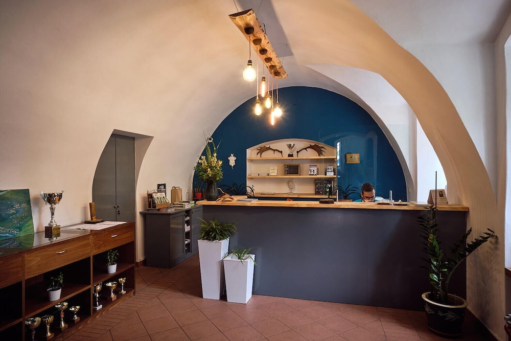Glamping Černická obora — hotel in Sudomerice