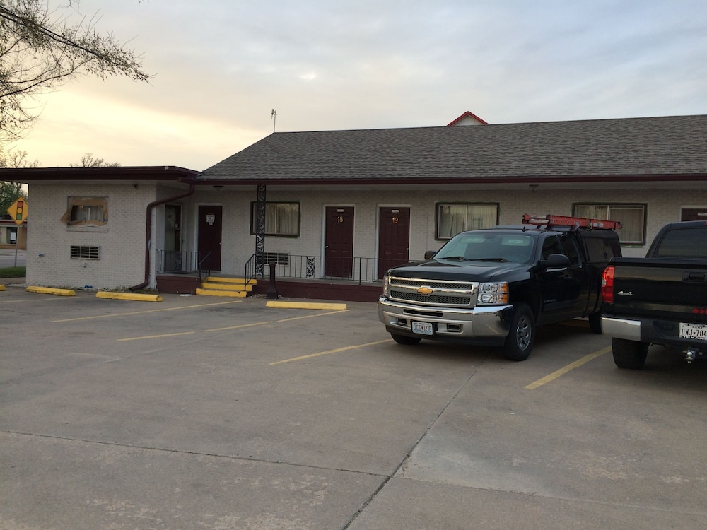 Stardust Motel and Suites El Dorado KS - photo 16
