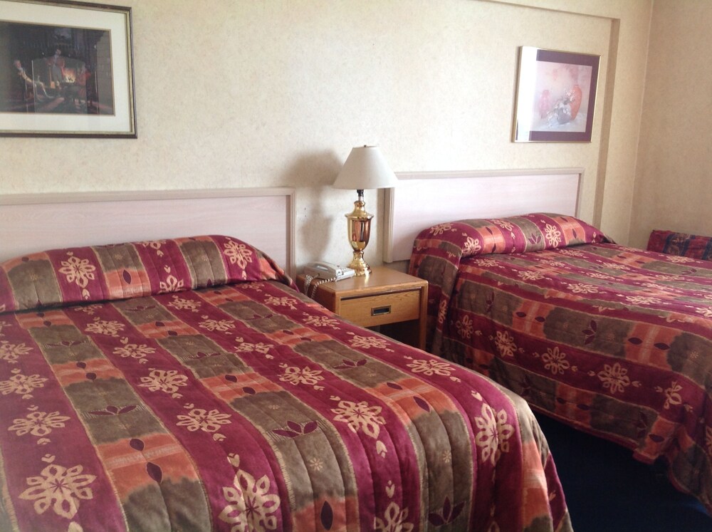 Town and Country Hotel — Calgary — photo 5