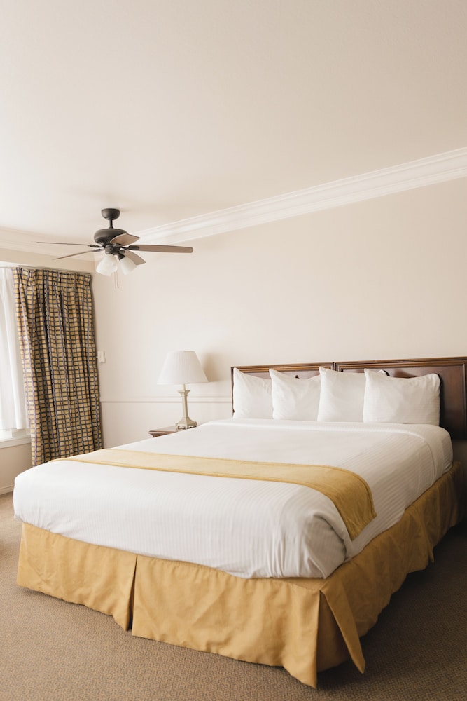 Historic Santa Maria Inn - photo 21