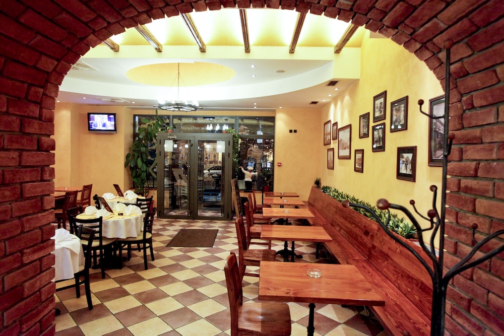 מזון ומשקאות