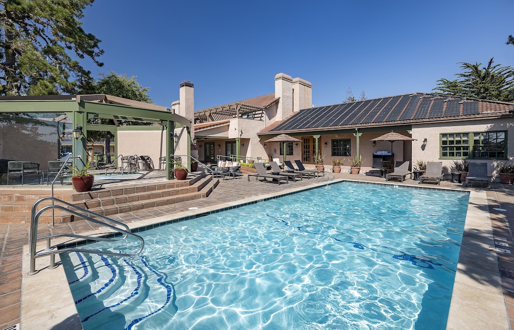 Half Moon Bay Lodge - featured photo