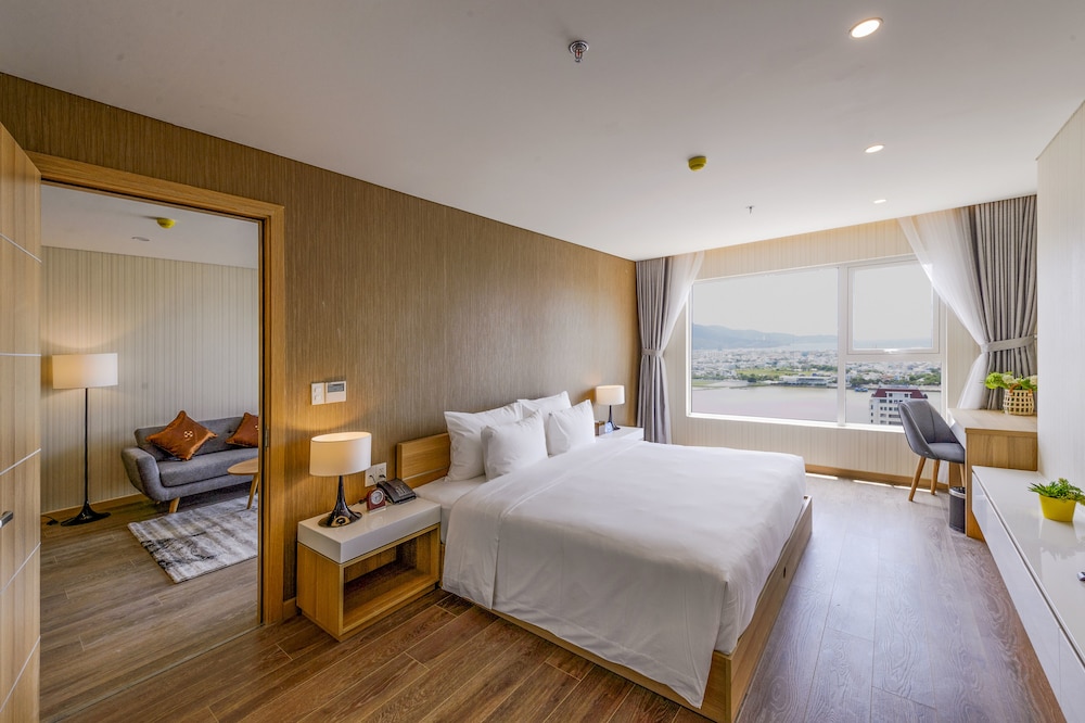 Zen Diamond Suites Hotel — 4-Star Luxury Hotel in Da Nang, Vietnam