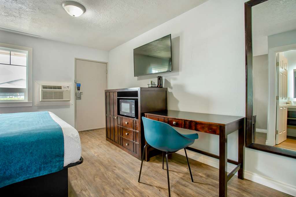 Studio 6 Suites Albany OR - photo 20