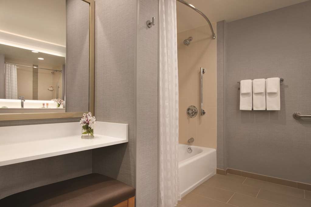 Hyatt Place Chicago O'Hare Airport - photo 13