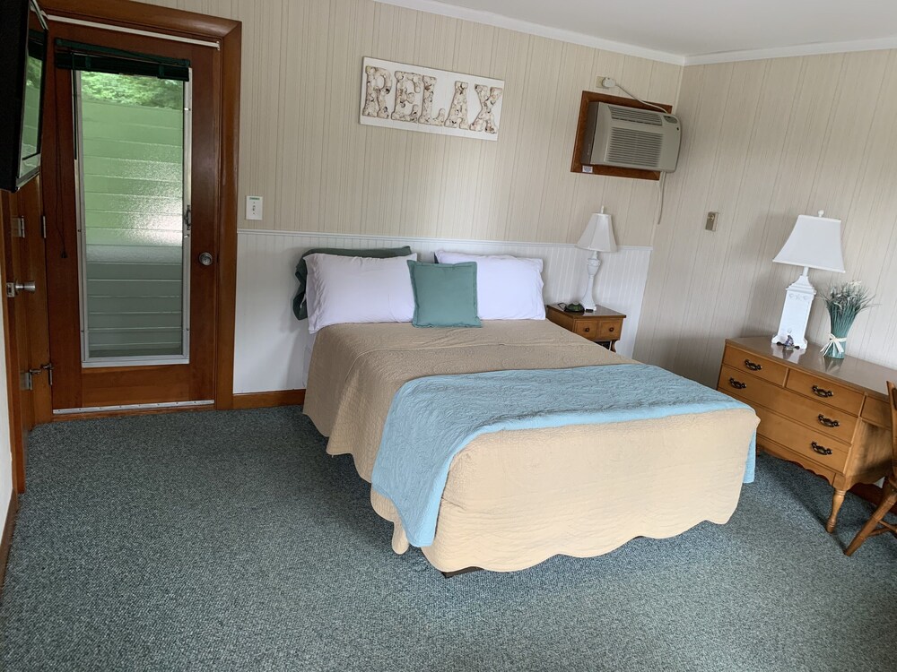 Towne Lyne Motel - photo 23
