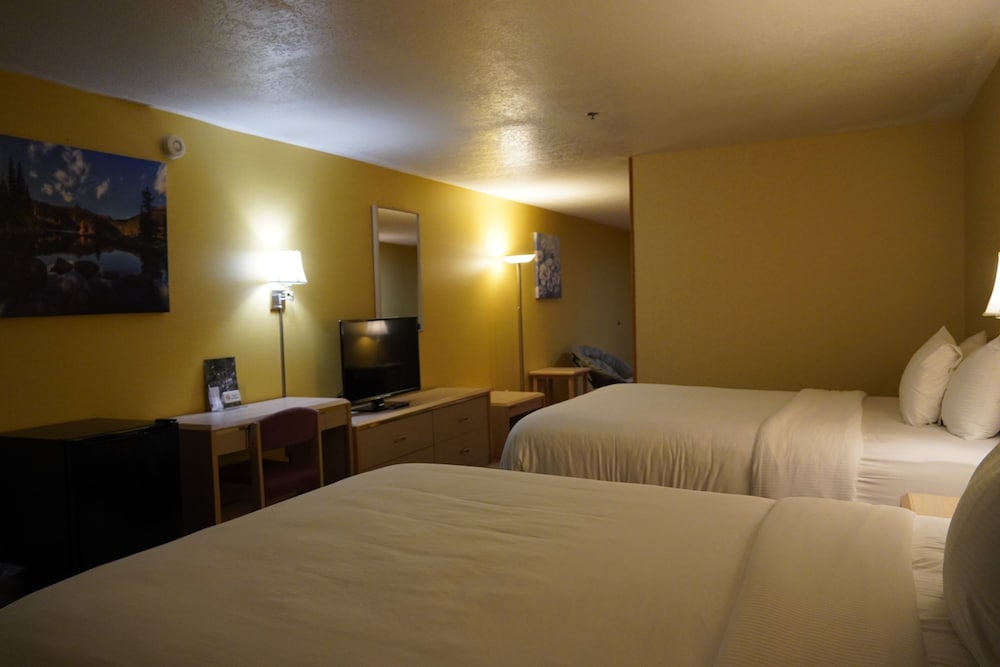 Timberland Inn & Suites - photo 50