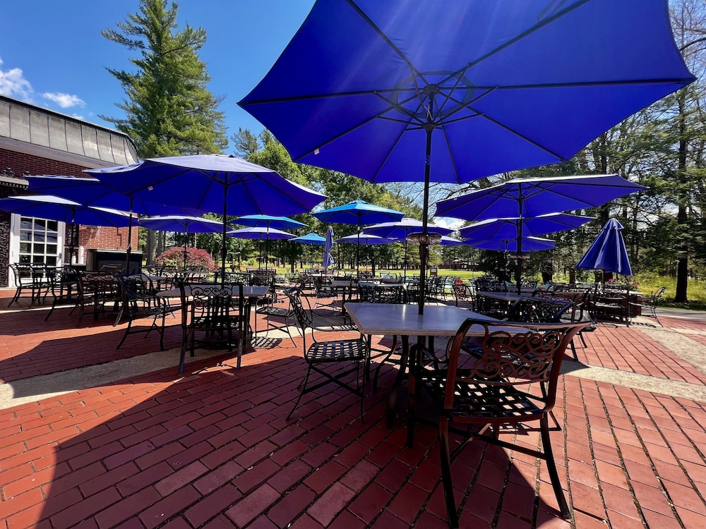 Gideon Putnam Resort And Spa - photo 24
