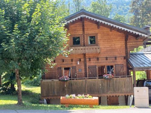 Châlet CARIBOU 74 avec Piscine Chauffée - last minute hotel in Unknown City