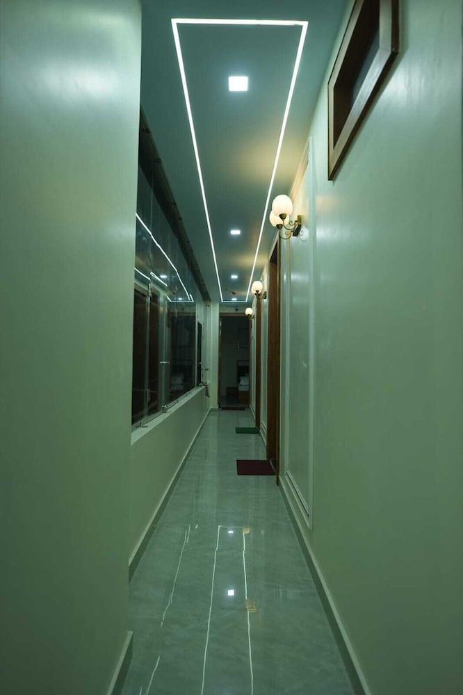 Deep Palace Inn - carbon neutral hotel in Mathura