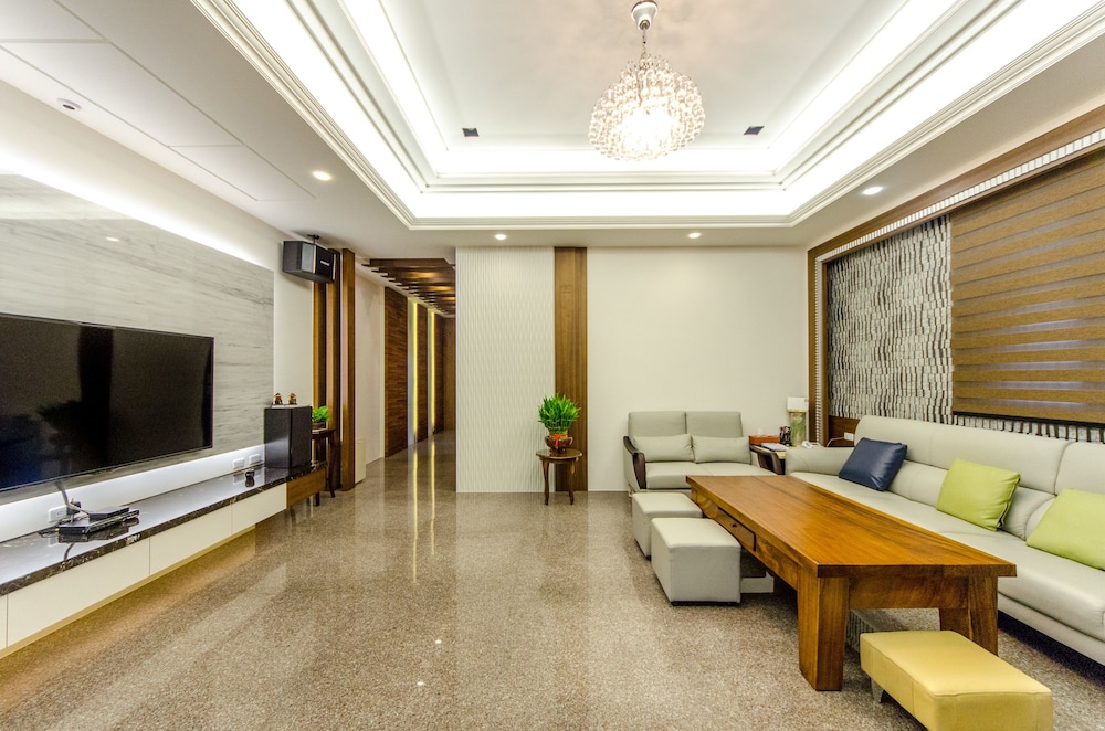 First Meet - carbon neutral hotel in Yilan