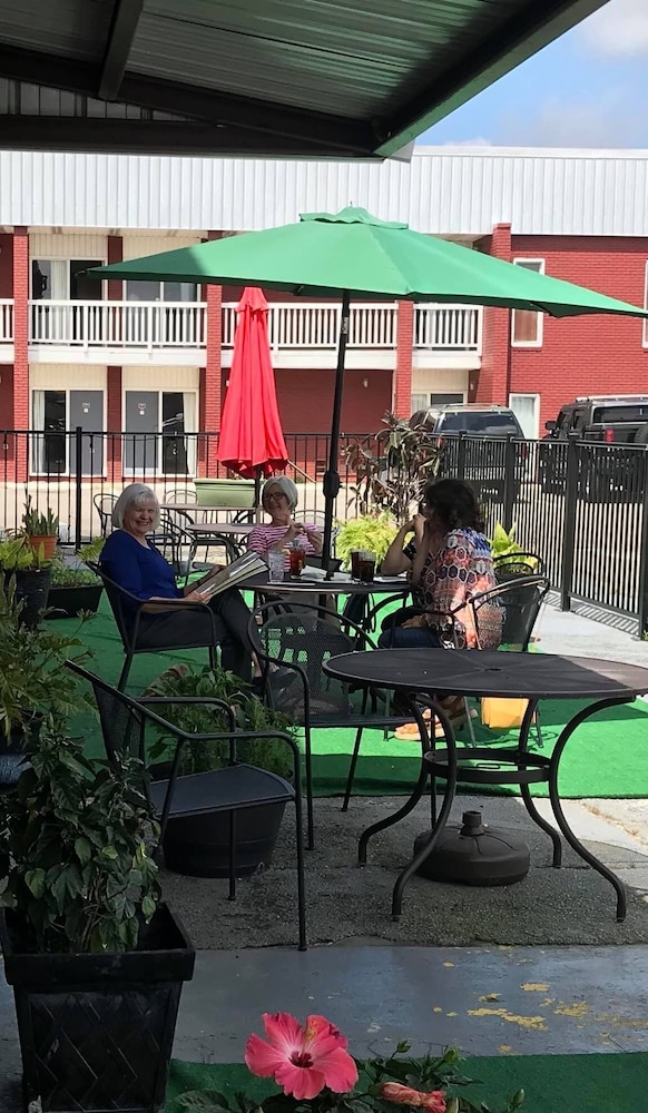 Nola Goula Inn & Suites - photo 2